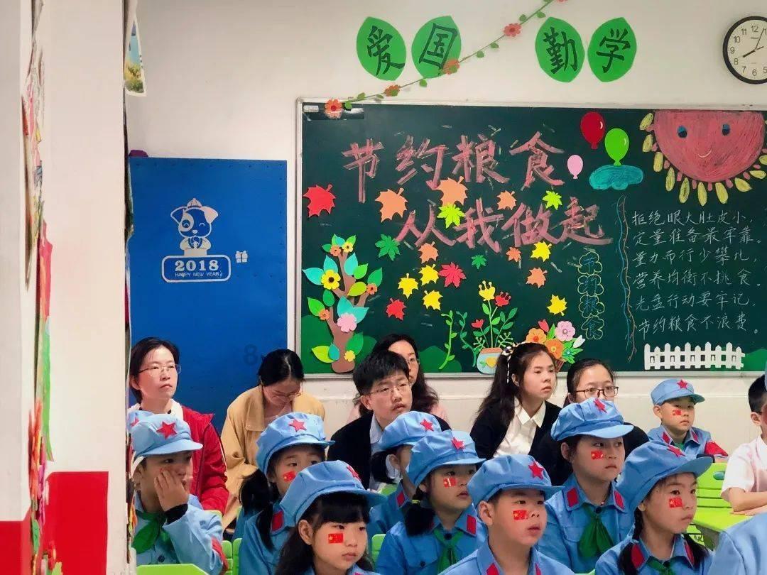 小猫钓鱼开船版最新版下载